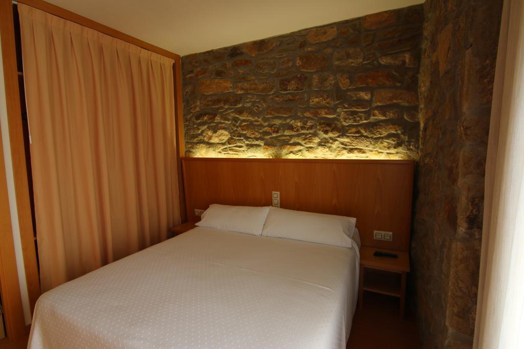 Hostal Palouet De Segarra Exterior foto